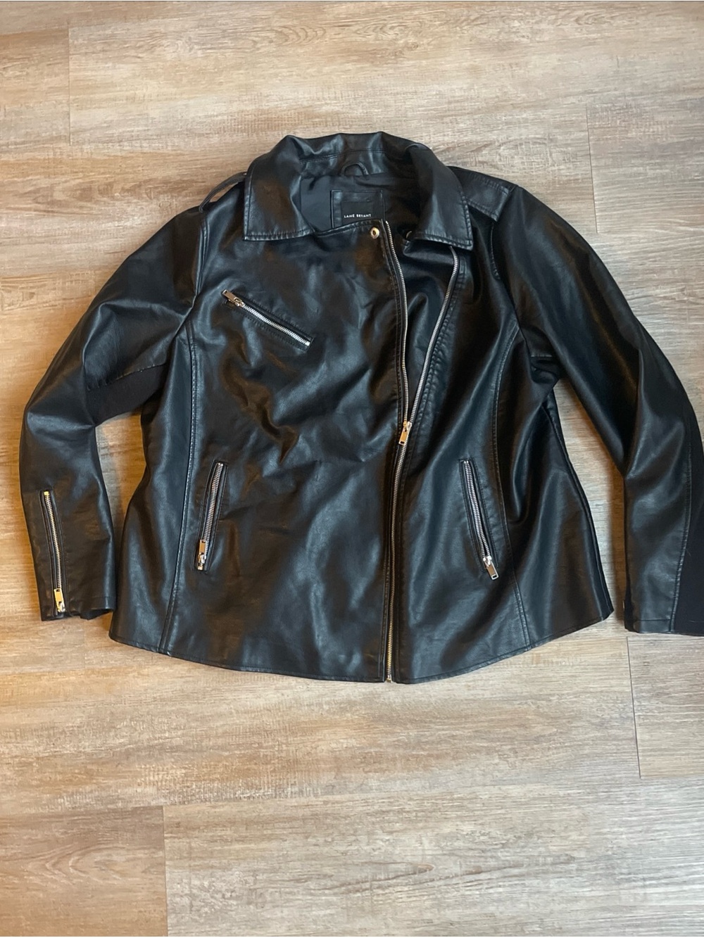 Lane Bryant Faux-Leather Moto Stretch Sleeve Jacket Size 14/16